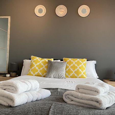 Tailor That Property - Chelsea House Milton Keynes Eksteriør bilde