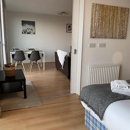 Tailor That Property - Chelsea House Milton Keynes Eksteriør bilde