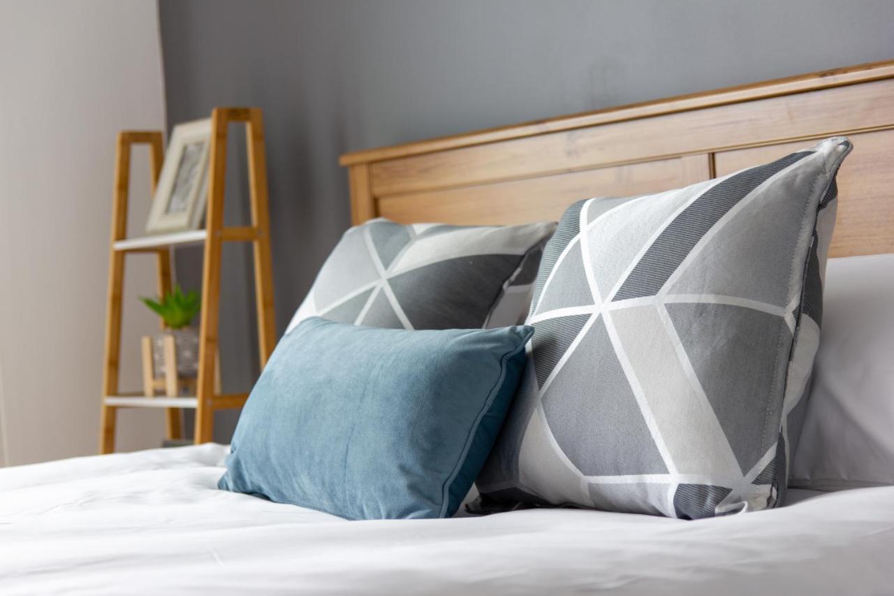 Tailor That Property - Chelsea House Milton Keynes Eksteriør bilde