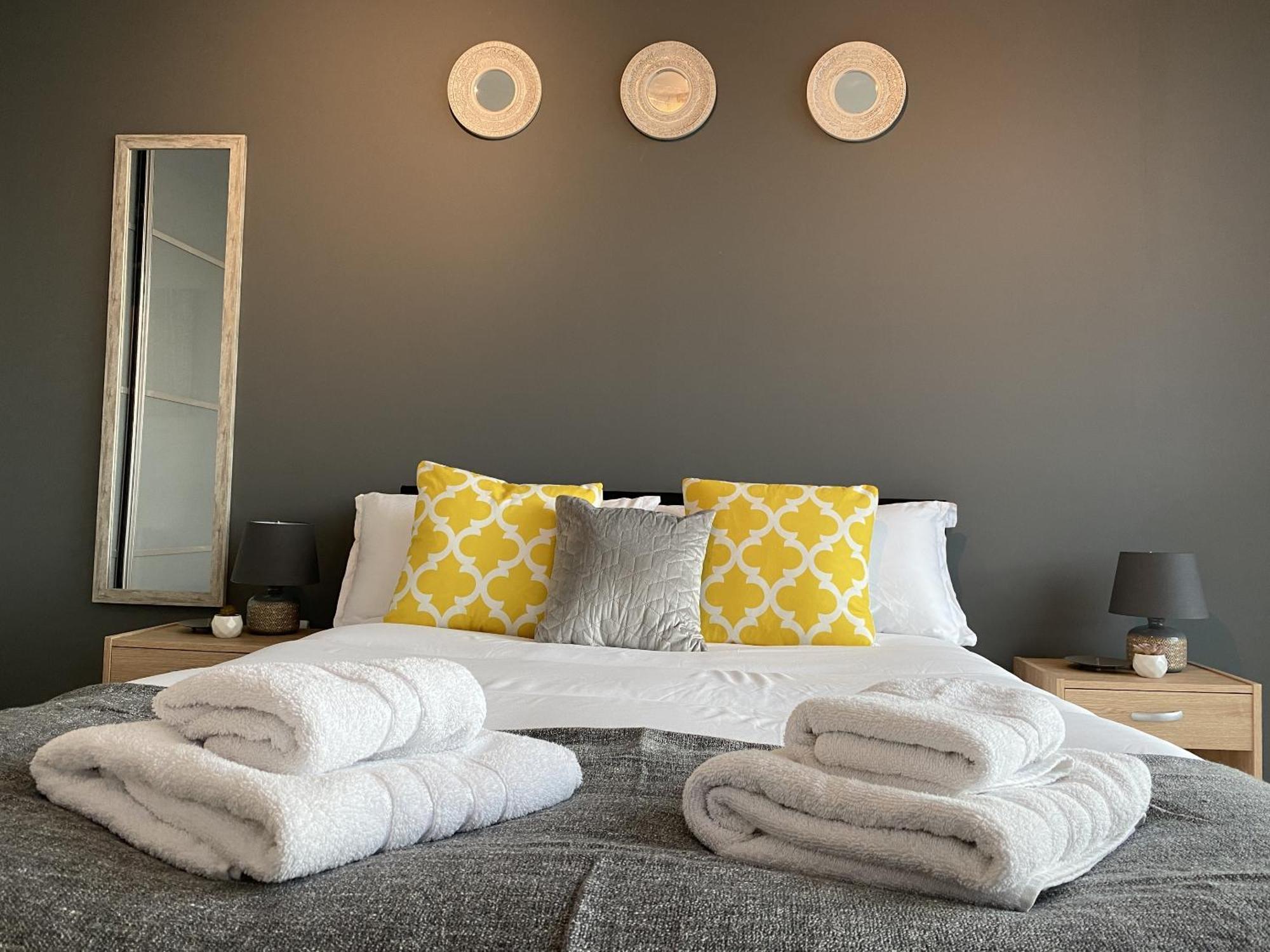 Tailor That Property - Chelsea House Milton Keynes Eksteriør bilde