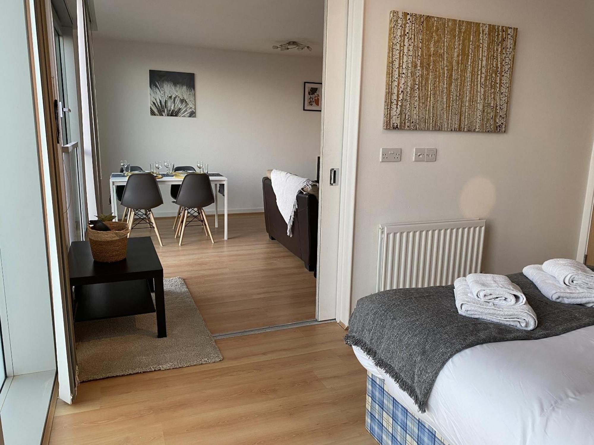 Tailor That Property - Chelsea House Milton Keynes Eksteriør bilde